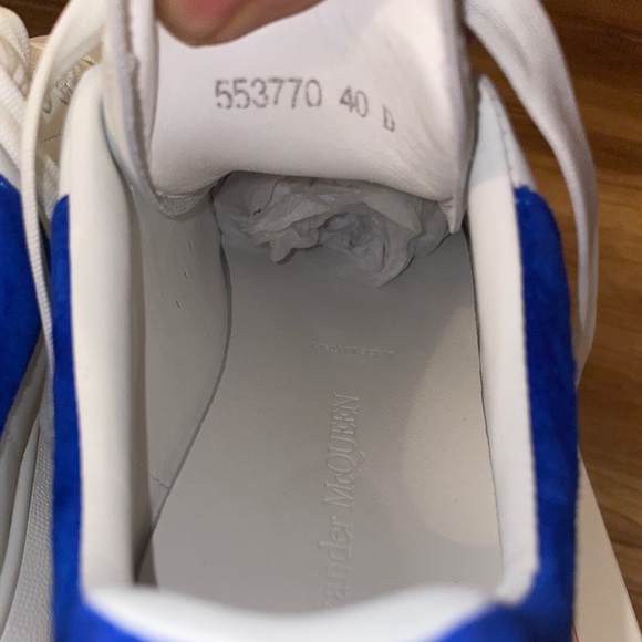 Alexander McQueen - Picture 3 of 4